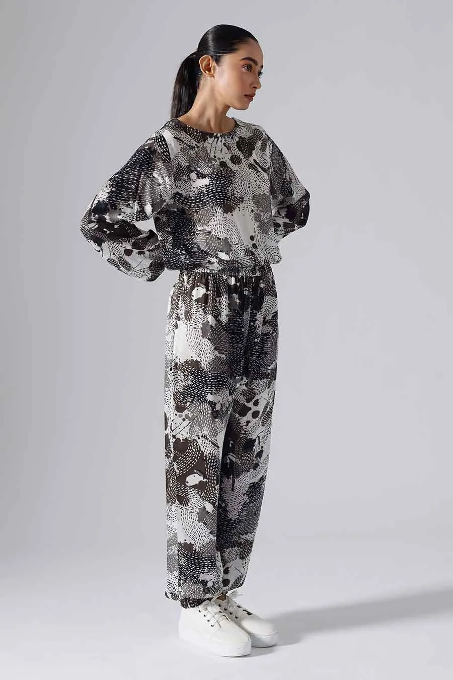 Black & White Printed Joggers Set