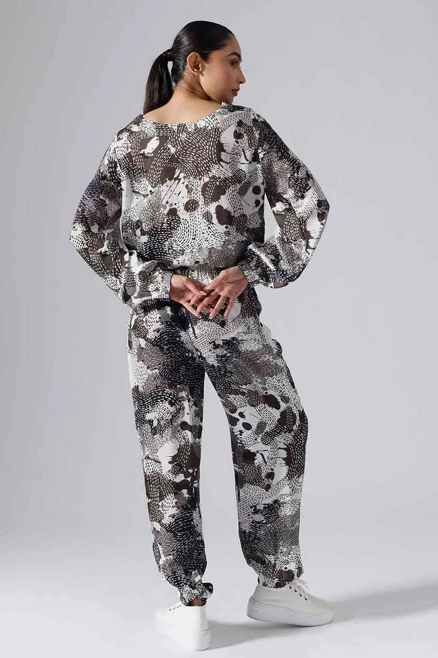 Black & White Printed Joggers Set