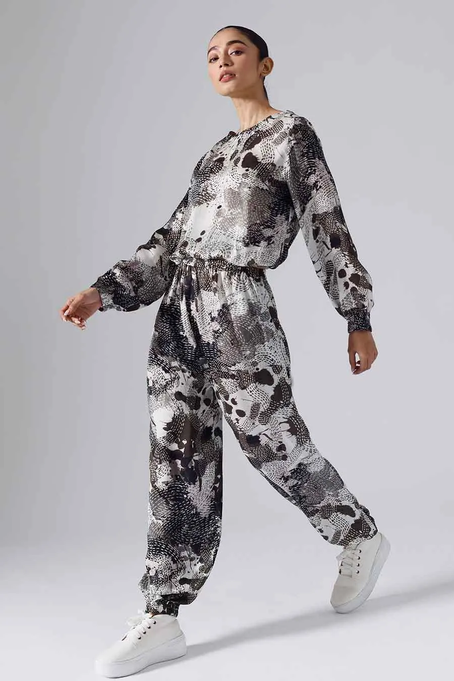 Black & White Printed Joggers Set