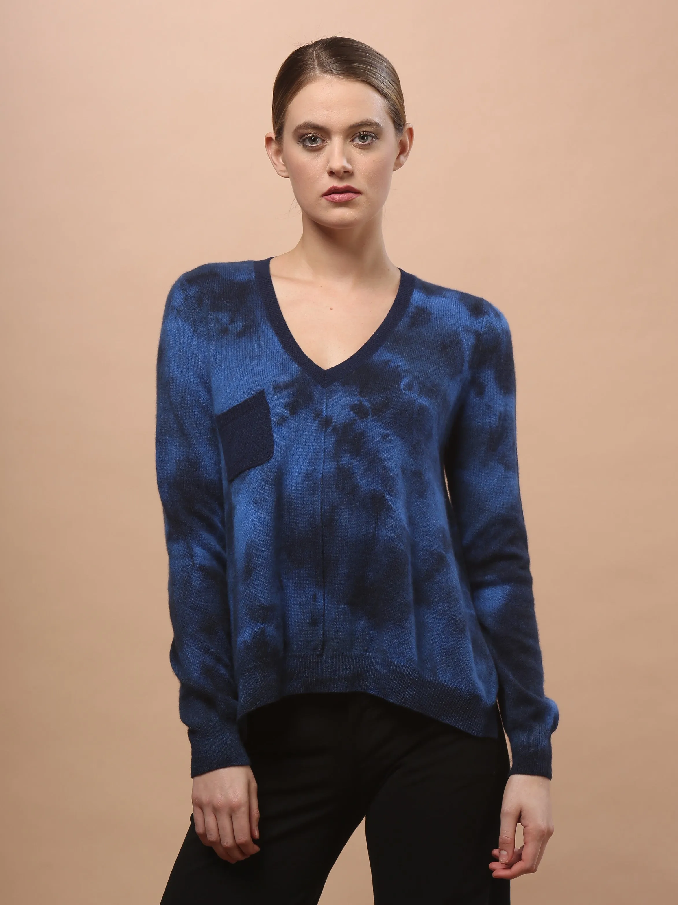 Hand Dye Pocket V Neck