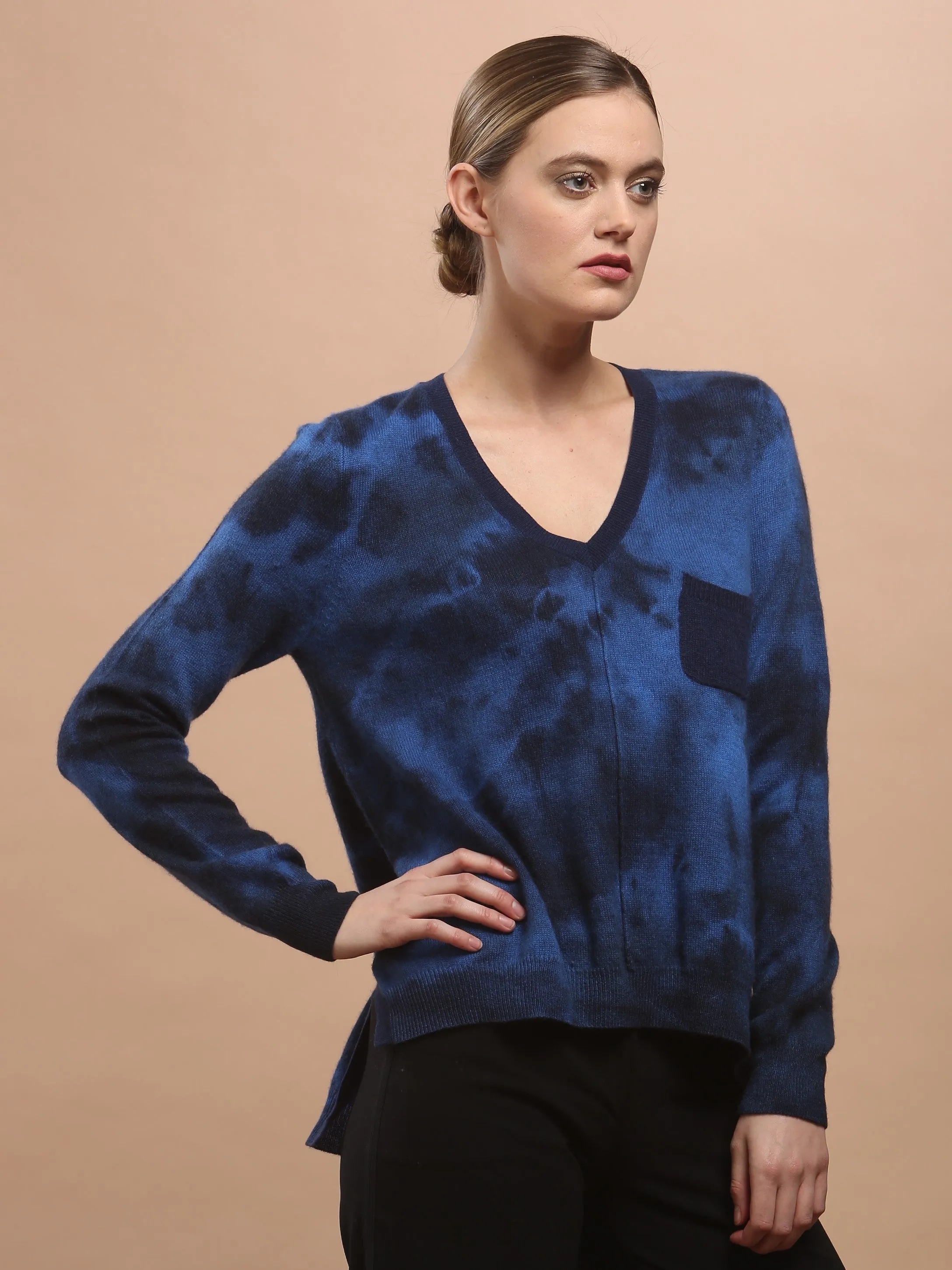 Hand Dye Pocket V Neck