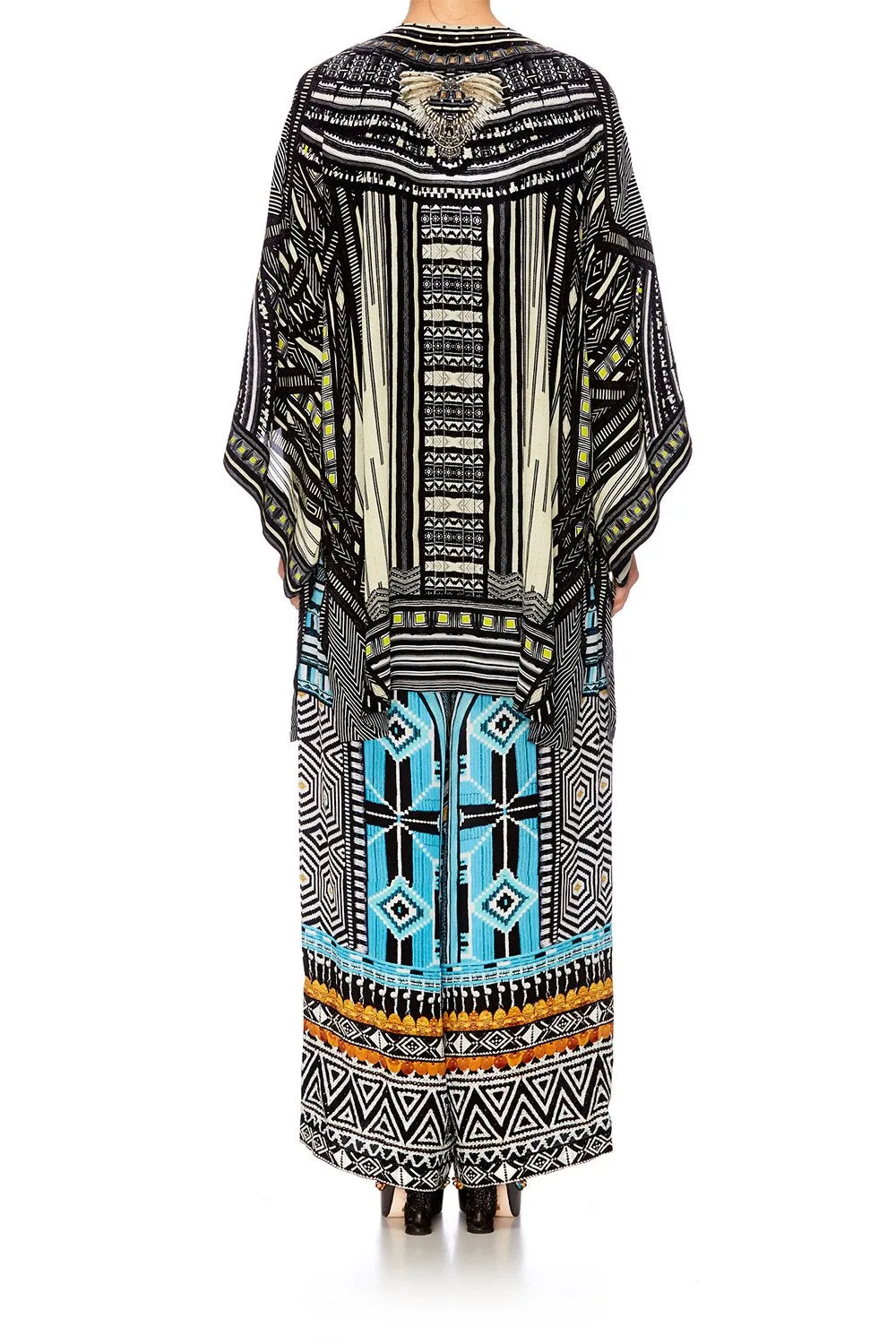 KIMONO WITH TIE BELT BETWEEN THE LINES