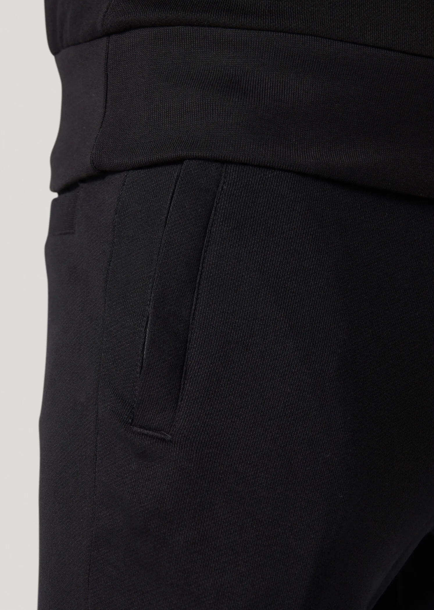 Meadow Black Jogger