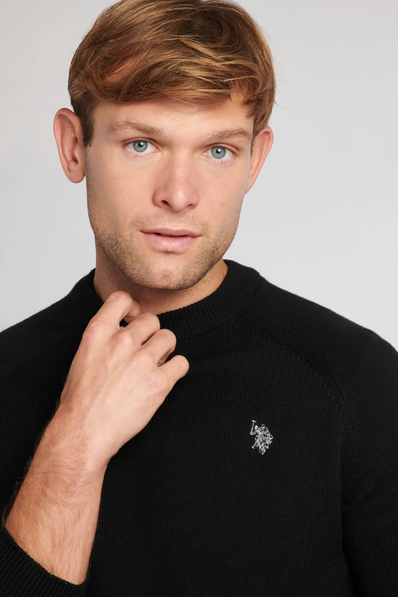 Mens Crew Neck Knitted Jumper in Black Steeple Grey DHM