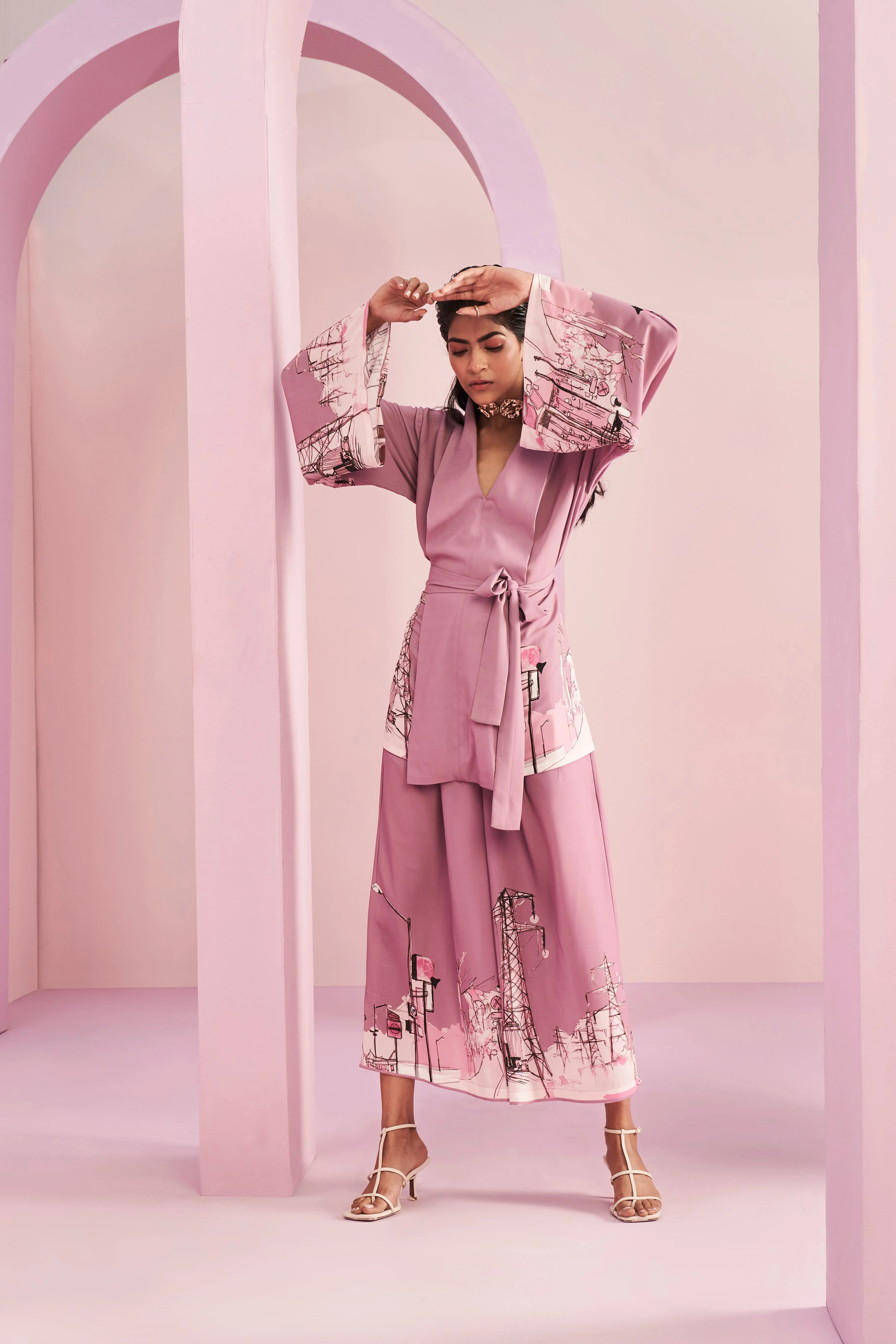 Orchid City Life Print Kimono Set