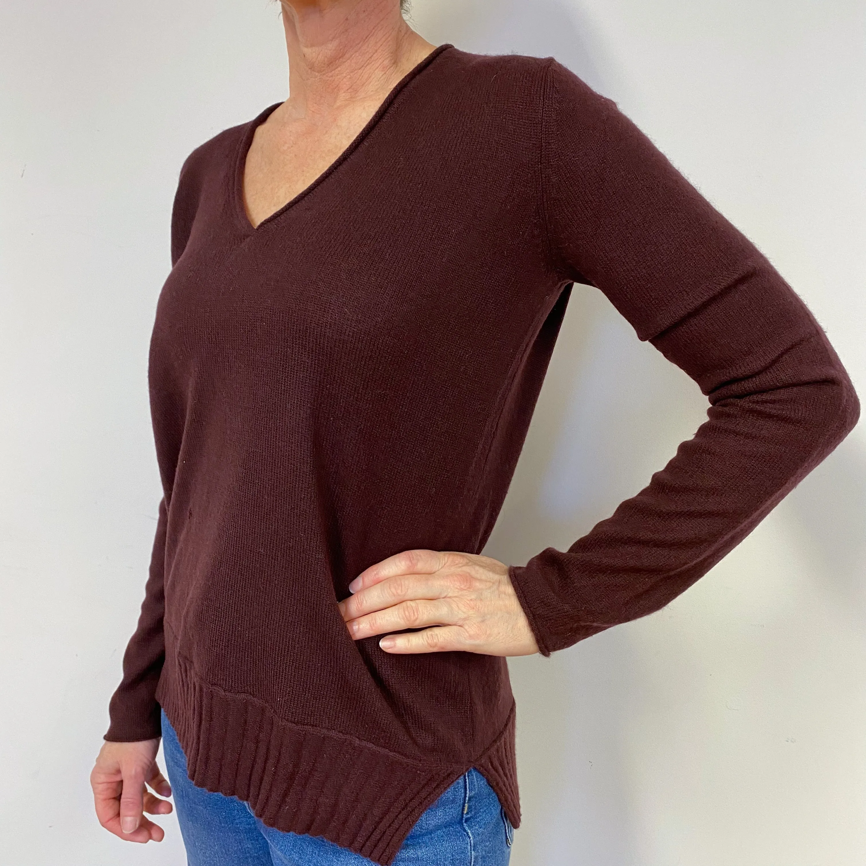 Plum V Neck Jumper Medium