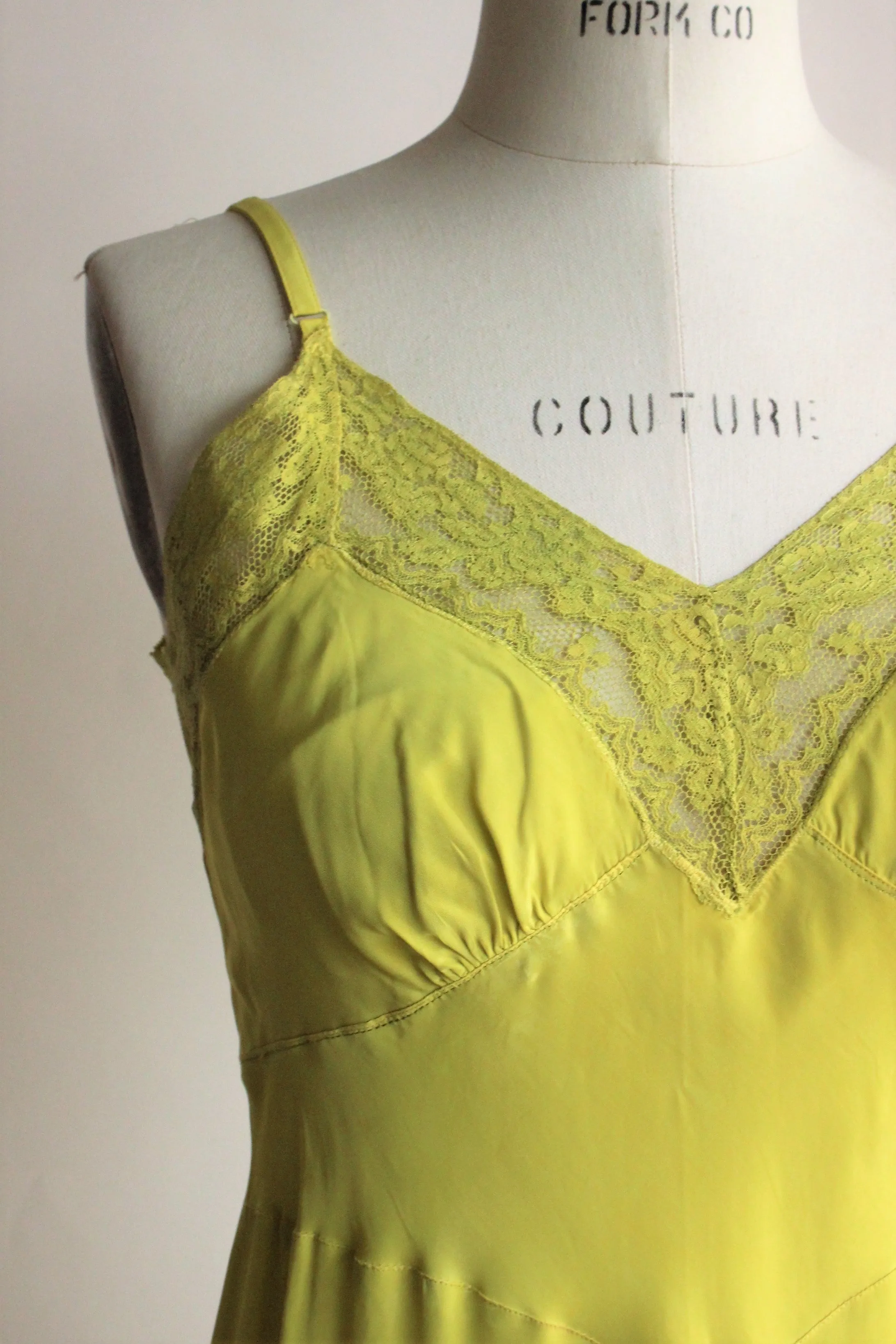 Vintage 1950s Chartreuse Green Rayon Full Slip