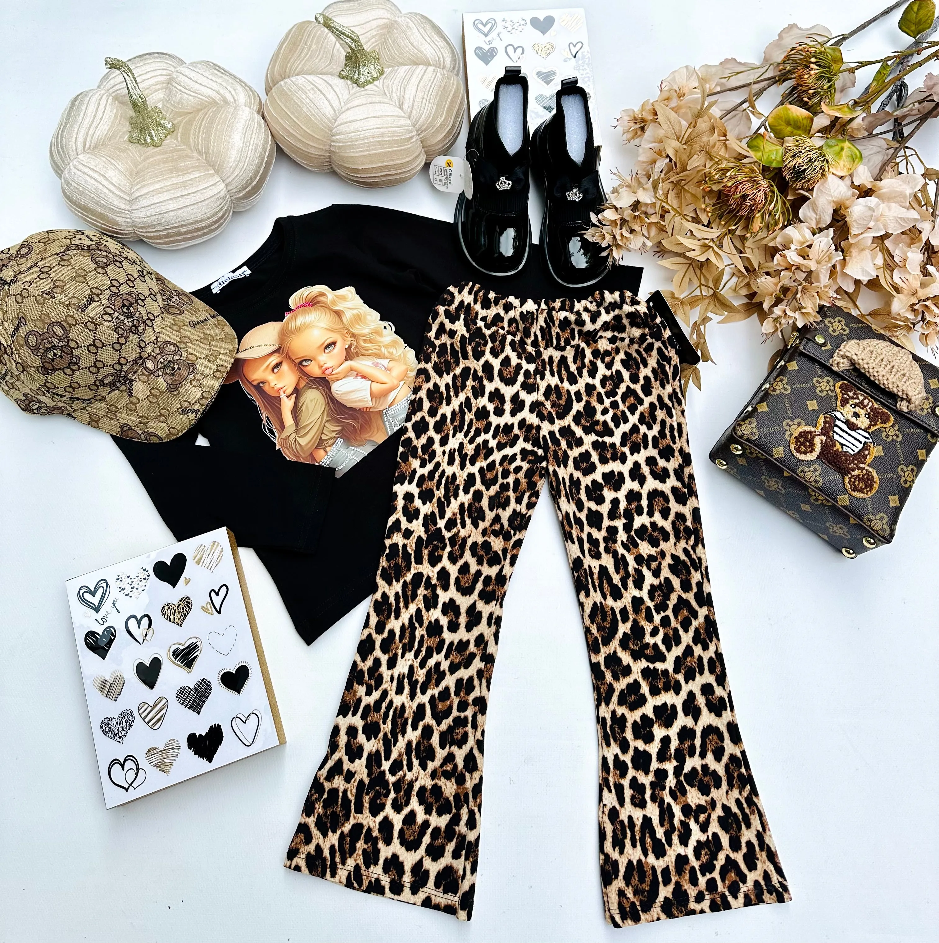 Wild print flared pants